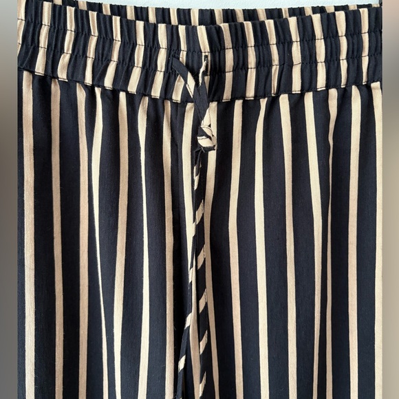 Knot Sisters Striped Wide Leg Pants - Picture 3 of 8